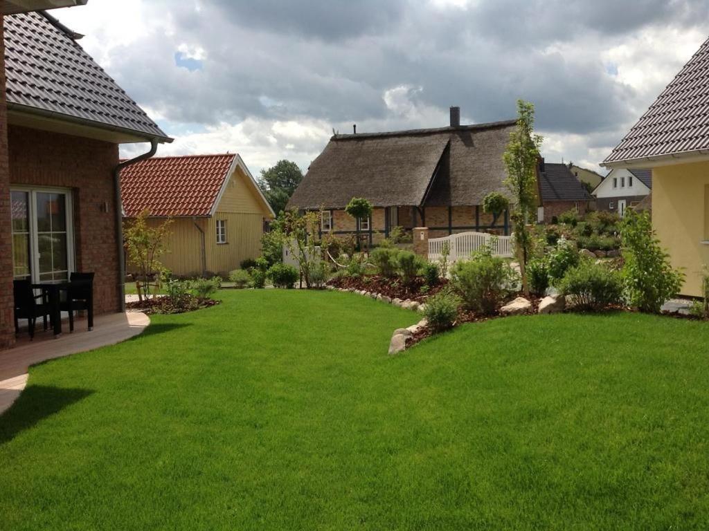 "Sonnenliebe" Ferienhaus Gross Schwansee Ngoại thất bức ảnh